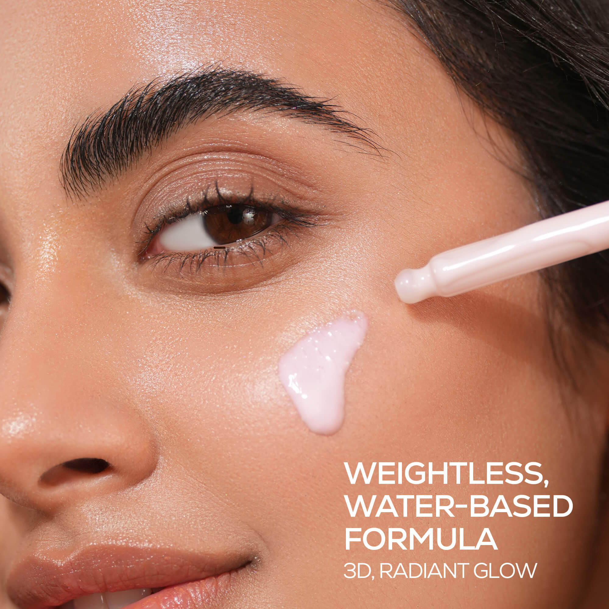 RENEE Lumi Glow Highlighting Primer + Serum With Hyaluronic Acid For Luminous & 3D Glow, 30ml - Image 4